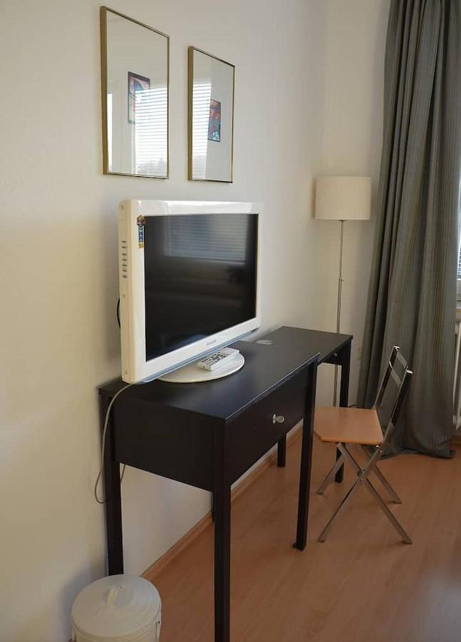 Schoene Grosse Wohnung 2 Schlafzimmer Bis 6 Pax Naehe Stadion Signal Iduna ดอร์ทมุนด์ ภายนอก รูปภาพ
